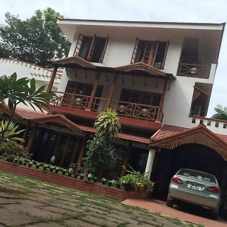 Villa Serena Bengalúr Exteriér fotografie