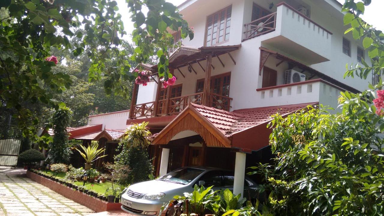 Villa Serena Bengalúr Exteriér fotografie