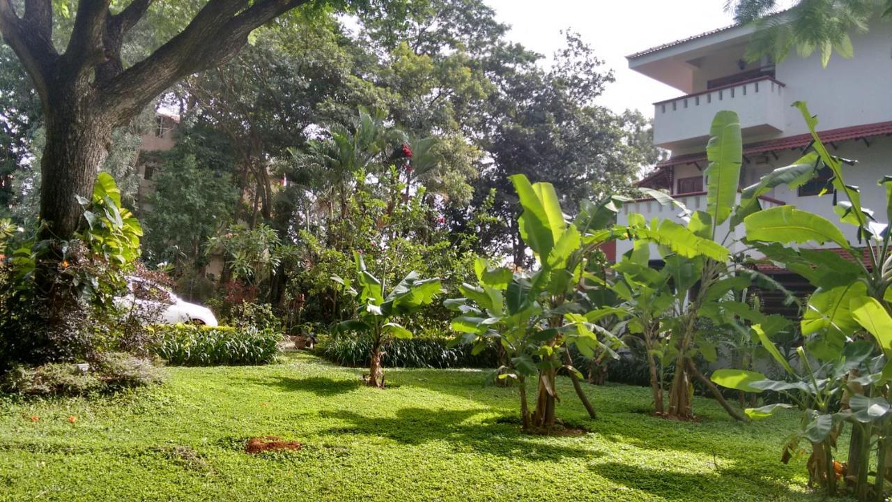Villa Serena Bengalúr Exteriér fotografie